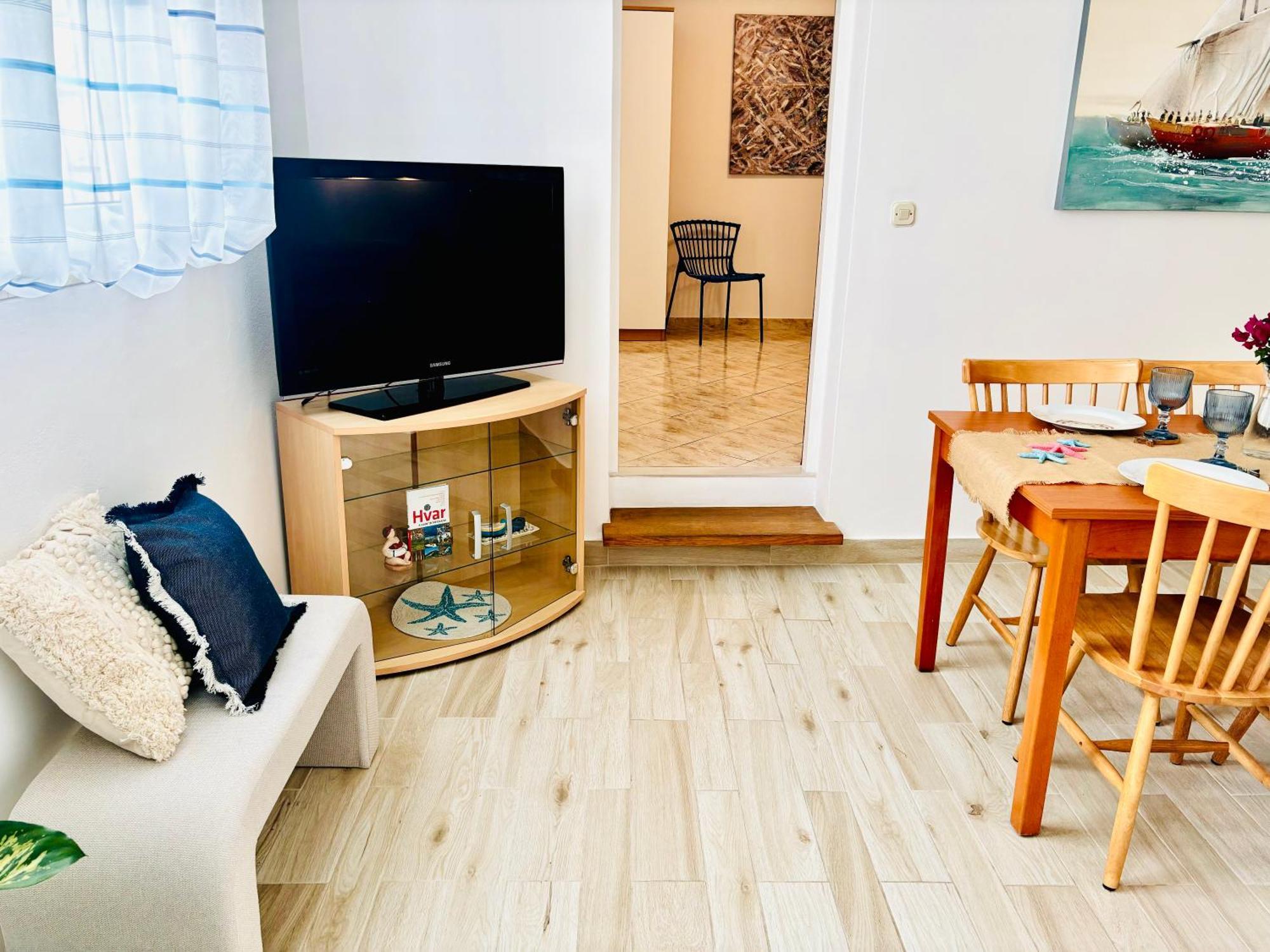Apartment Sunny Elza 2 Hvar Town Eksteriør billede
