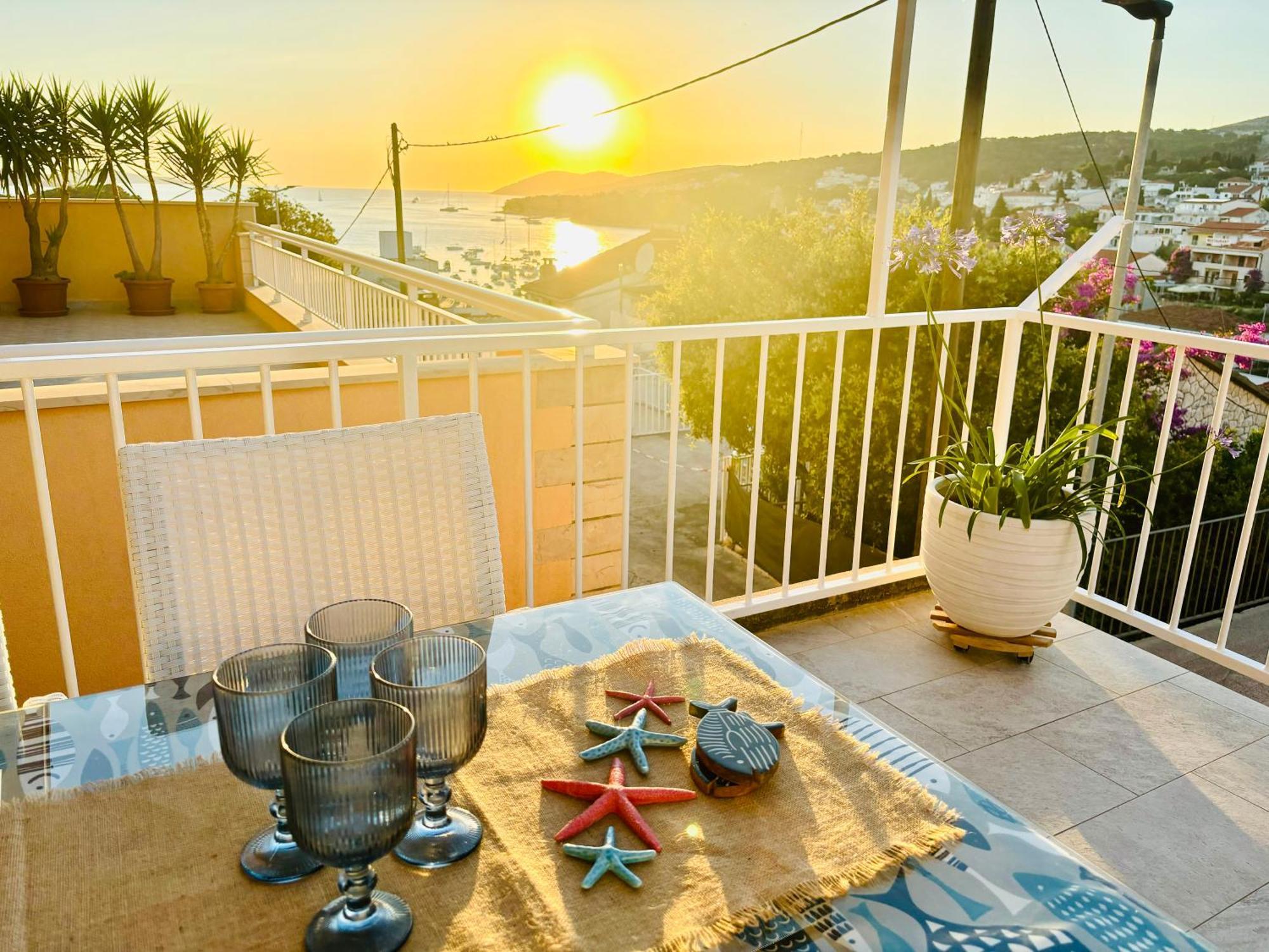 Apartment Sunny Elza 2 Hvar Town Eksteriør billede